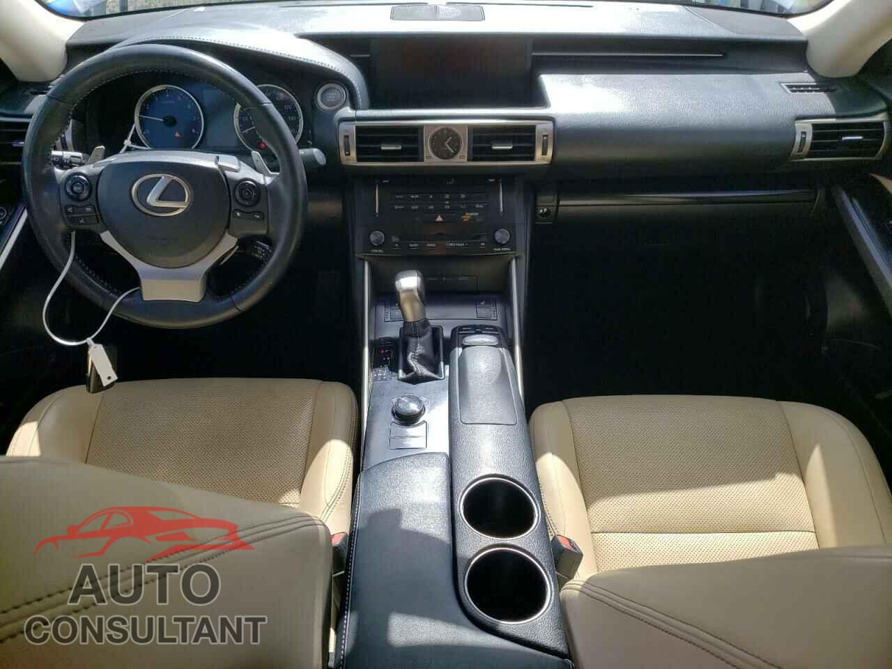 LEXUS IS 2014 - JTHBF1D20E5040841