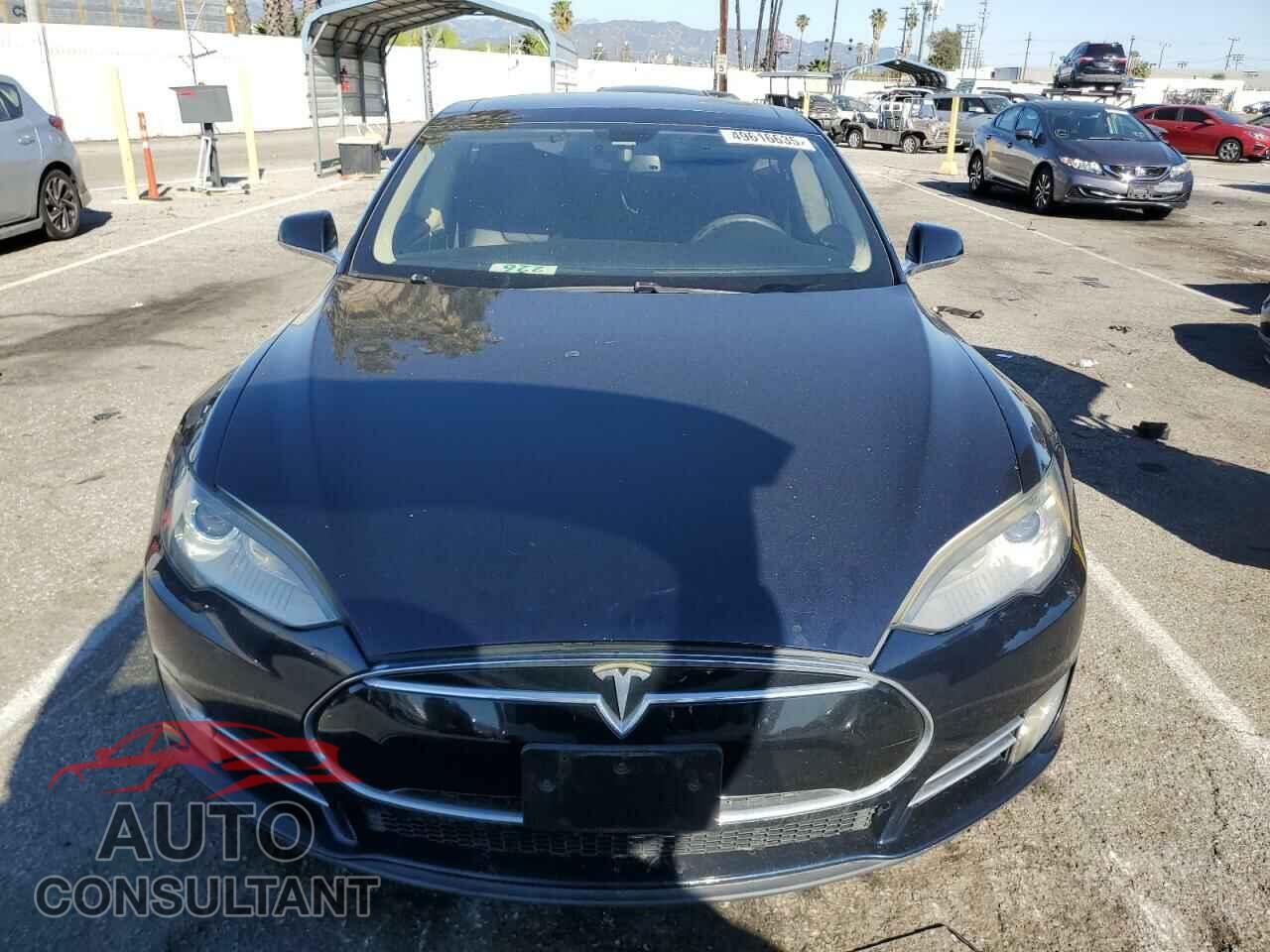TESLA MODEL S 2013 - 5YJSA1CN9DFP15739