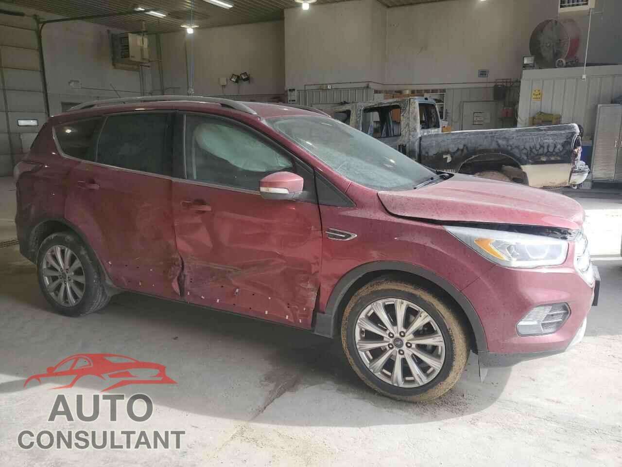 FORD ESCAPE 2017 - 1FMCU0JD2HUD27597