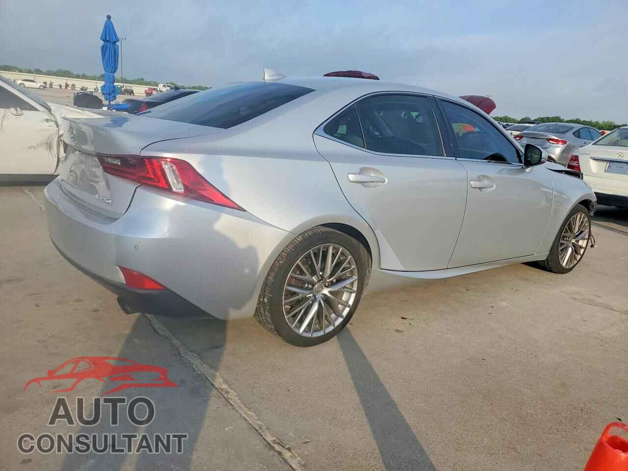 LEXUS IS 2014 - JTHBF1D21E5036569