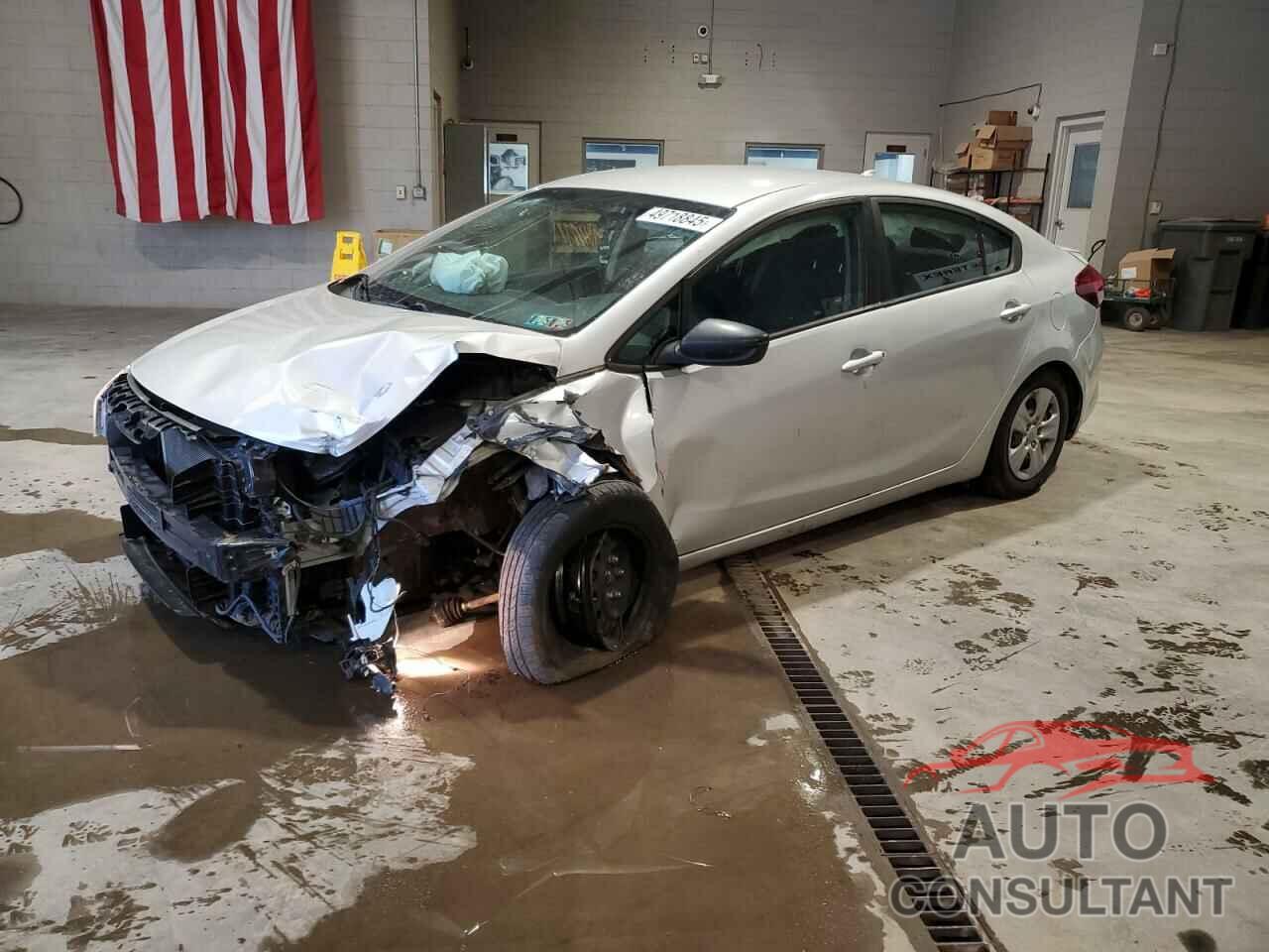 KIA FORTE 2018 - 3KPFK4A77JE182232