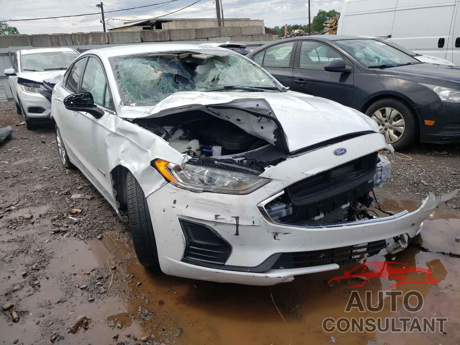 FORD FUSION 2019 - 3FA6P0LU1KR188041