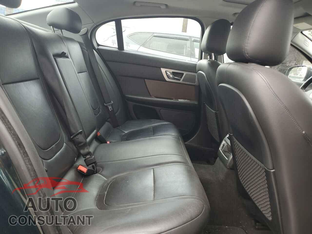 JAGUAR XF 2013 - SAJWJ0EF0D8S81908
