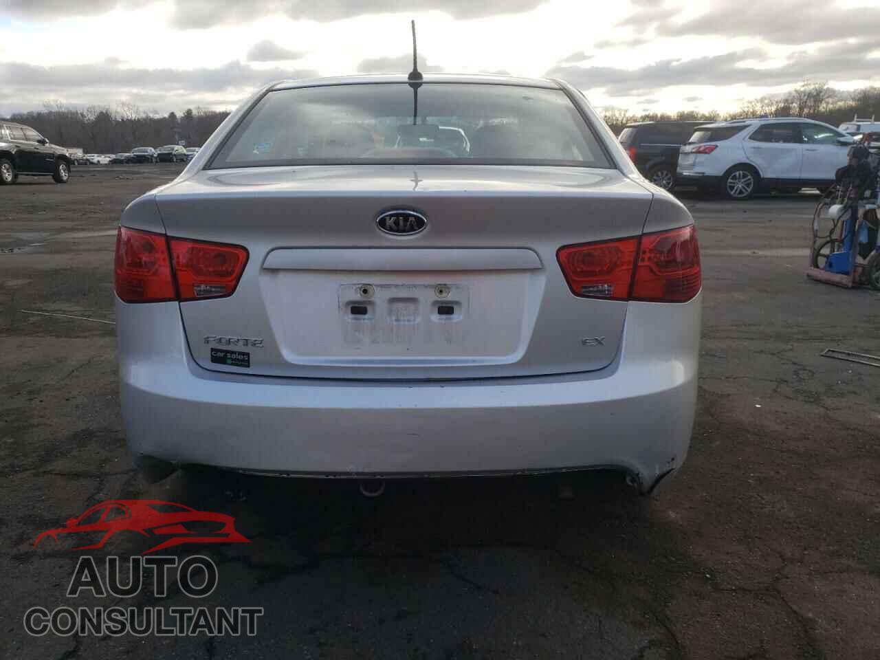 KIA FORTE 2012 - KNAFU4A29C5552316