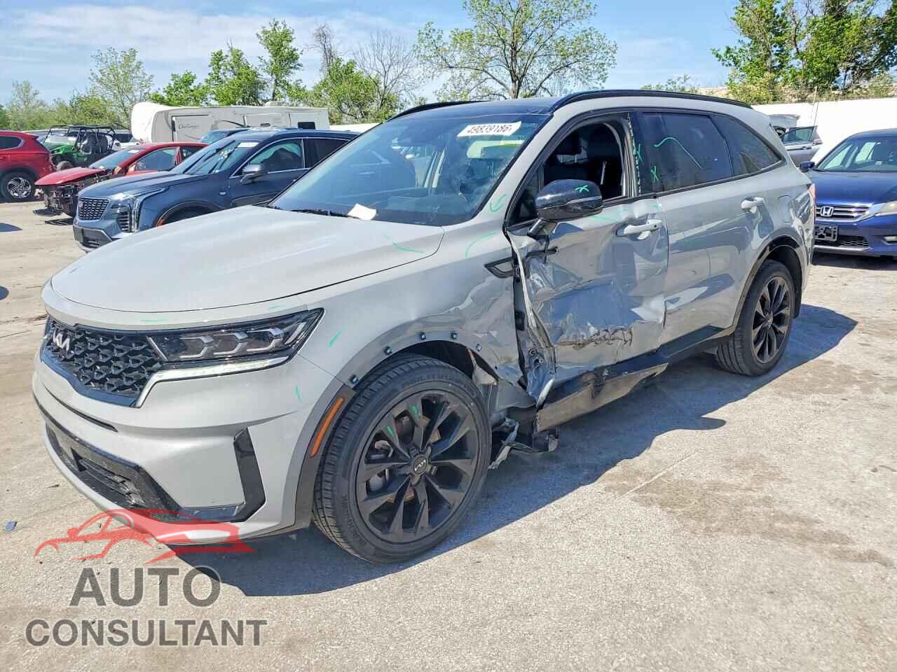 KIA SORENTO 2023 - 5XYRK4LF9PG240435