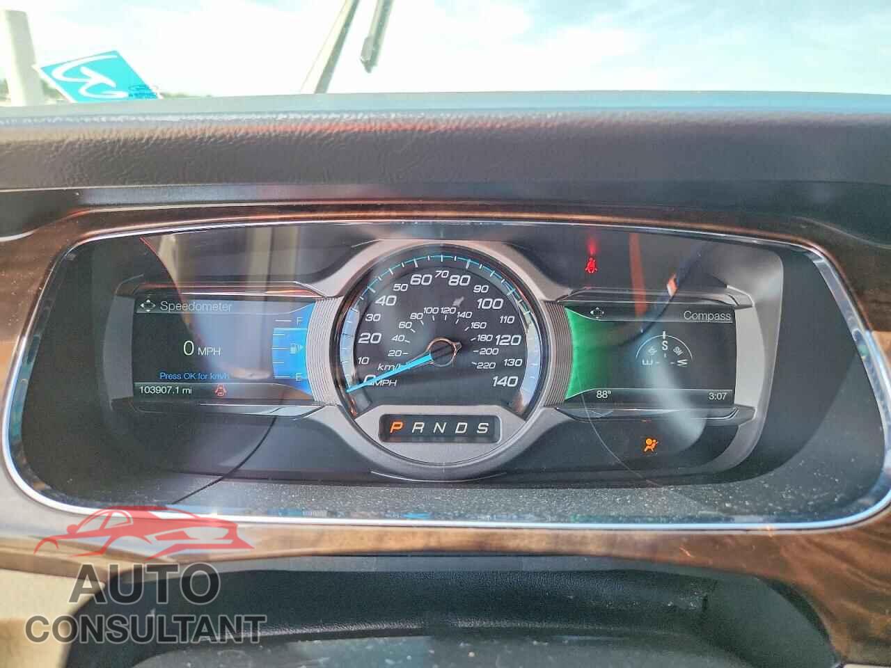 FORD TAURUS 2017 - 1FAHP2F80HG123412