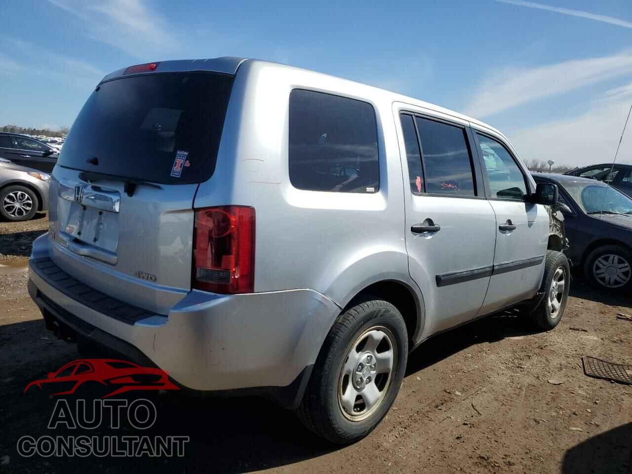 HONDA PILOT 2013 - 5FNYF4H23DB020992
