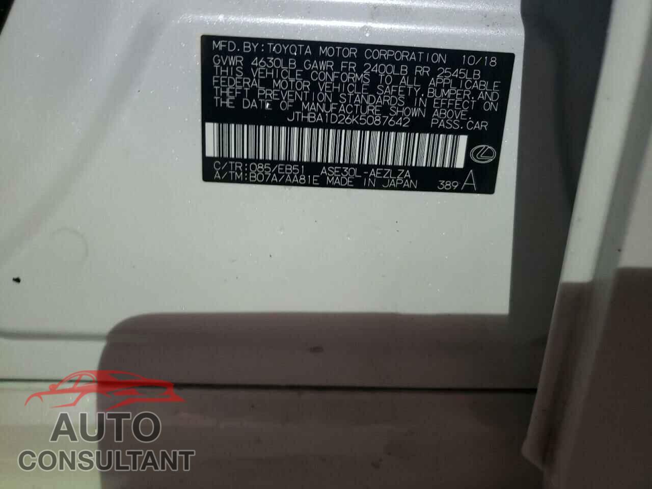 LEXUS IS 2019 - JTHBA1D26K5087642