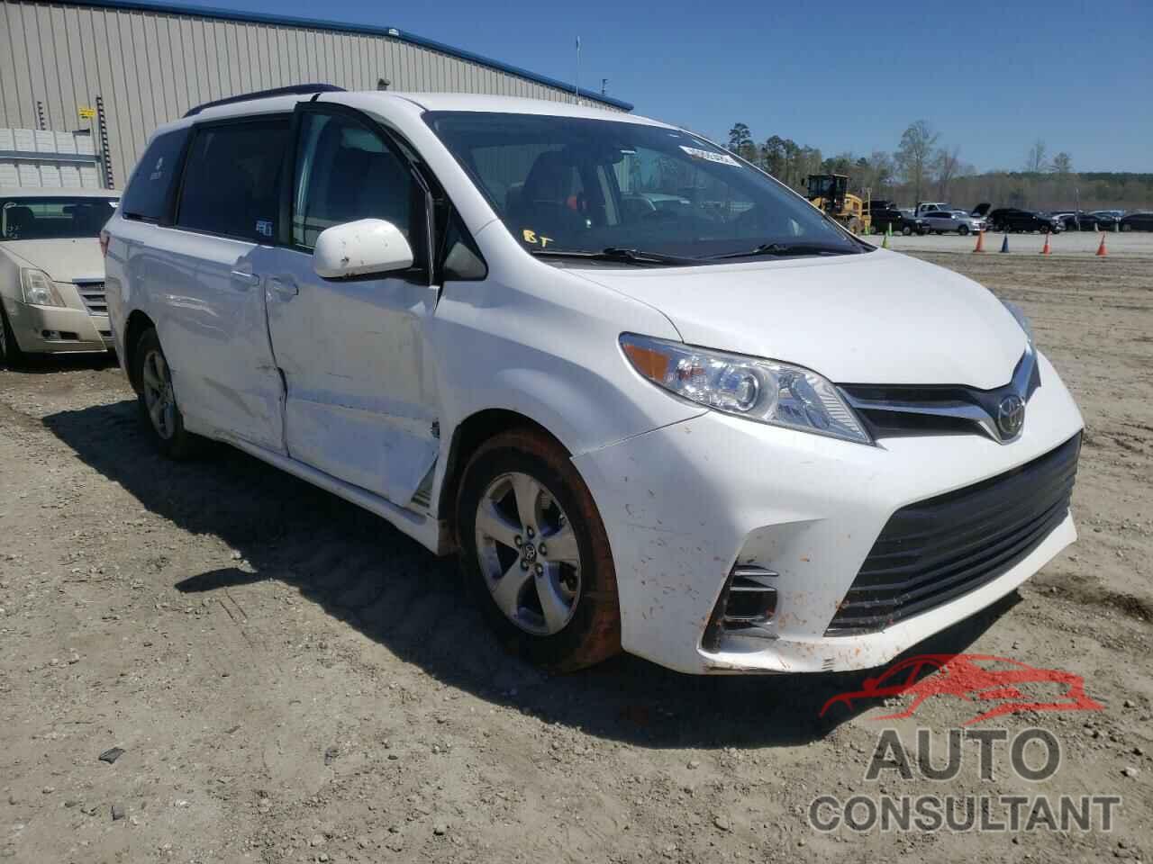 TOYOTA SIENNA 2018 - 5TDKZ3DC7JS939603