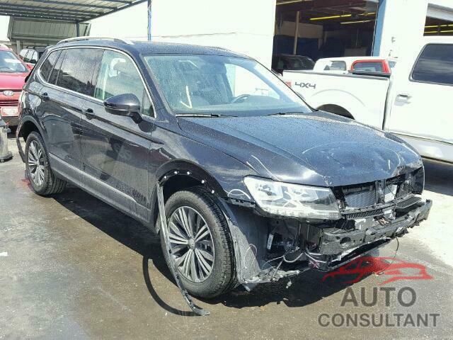 VOLKSWAGEN TIGUAN SE 2018 - 3VV3B7AX2JM039183