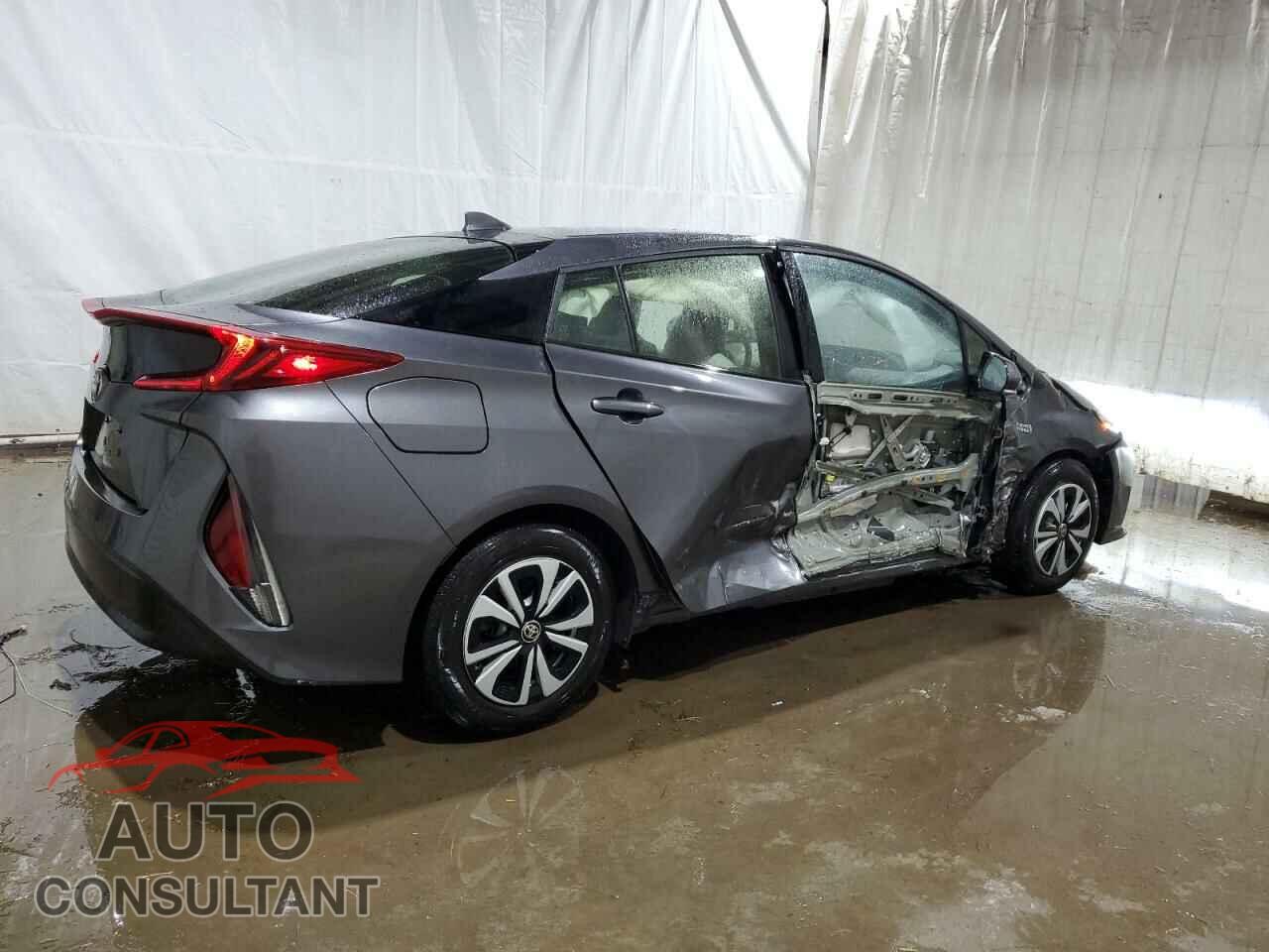 TOYOTA PRIUS 2017 - JTDKARFP1H3036112