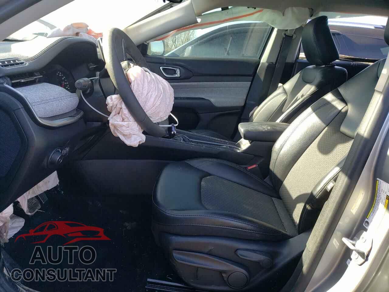 JEEP COMPASS 2022 - 3C4NJCBB7NT182521
