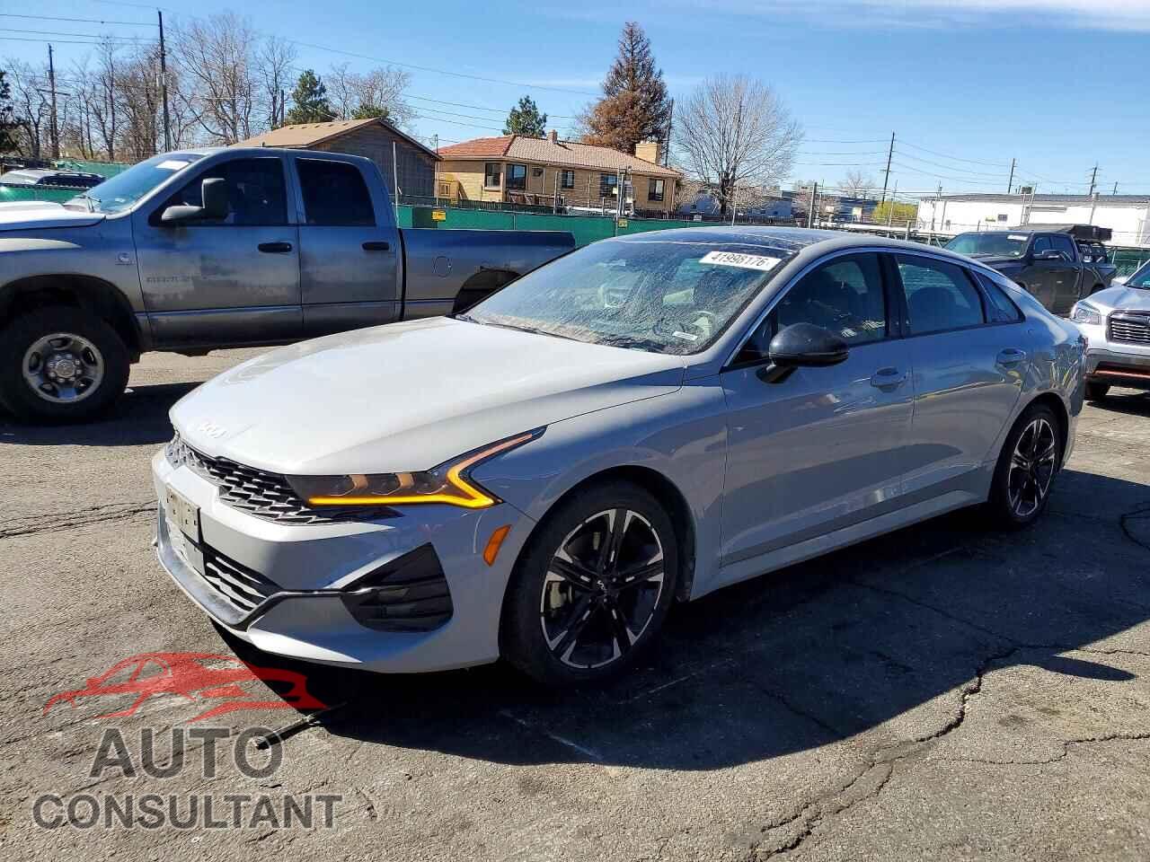 KIA K5 2024 - 5XXG64J25RG248941