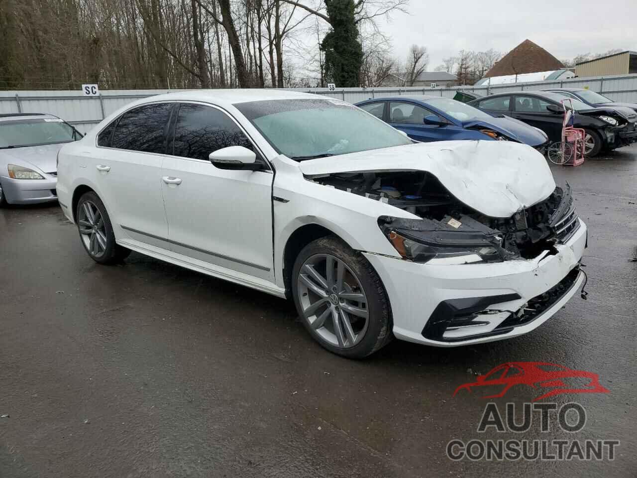 VOLKSWAGEN PASSAT 2017 - 1VWDT7A38HC008445