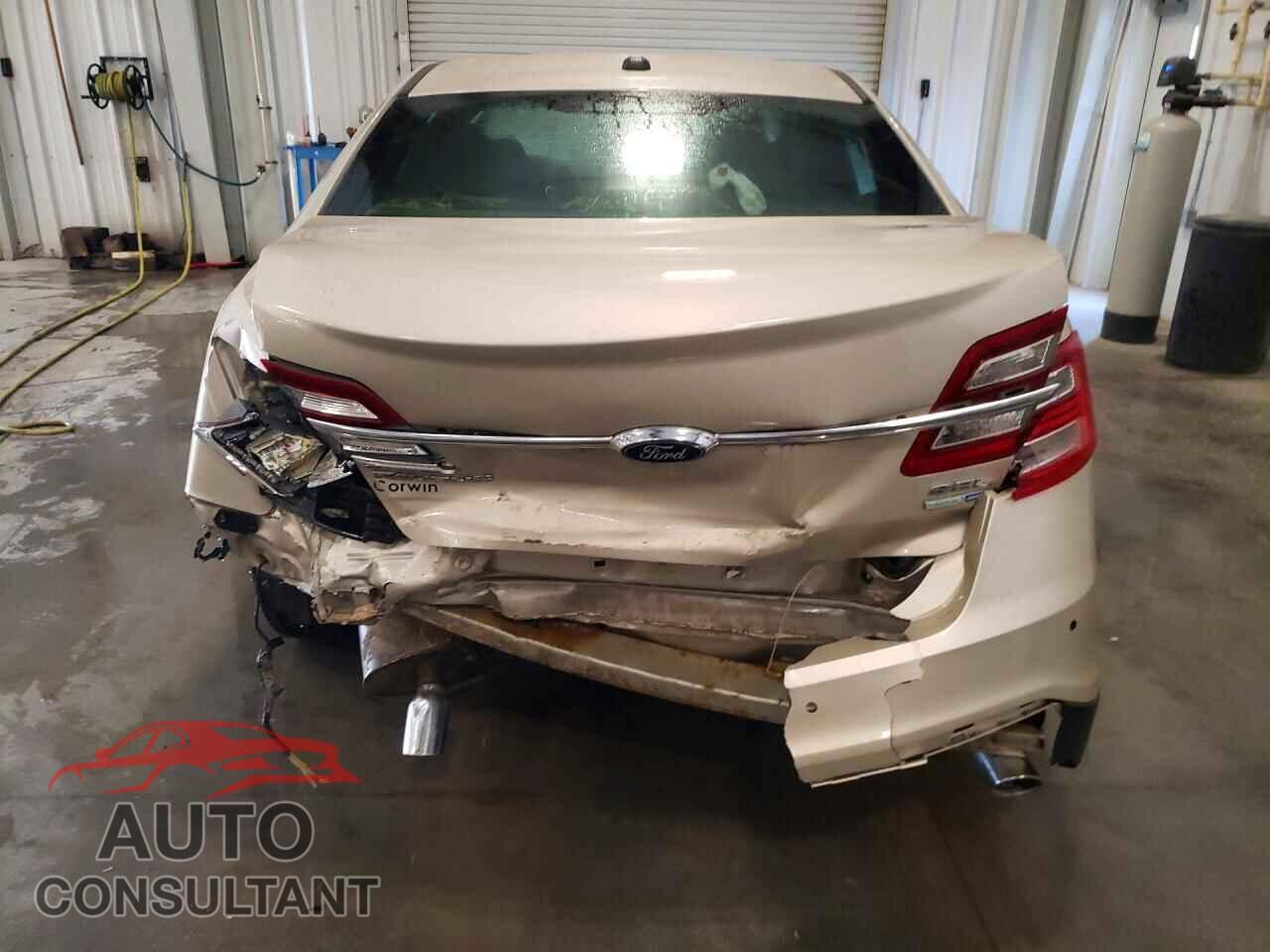 FORD TAURUS 2017 - 1FAHP2H8XHG111491