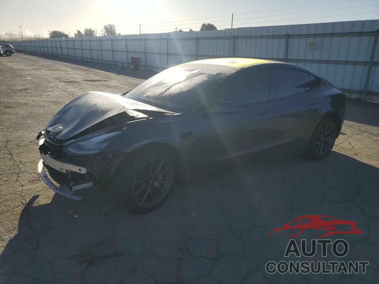 TESLA MODEL 3 2018 - 5YJ3E1EB1JF129107