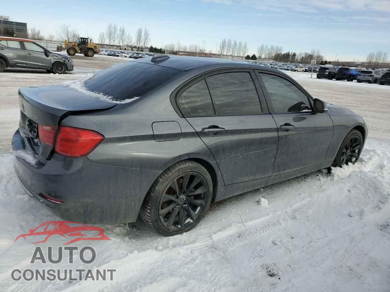 BMW 3 SERIES 2012 - WBA3A5C57CF341313