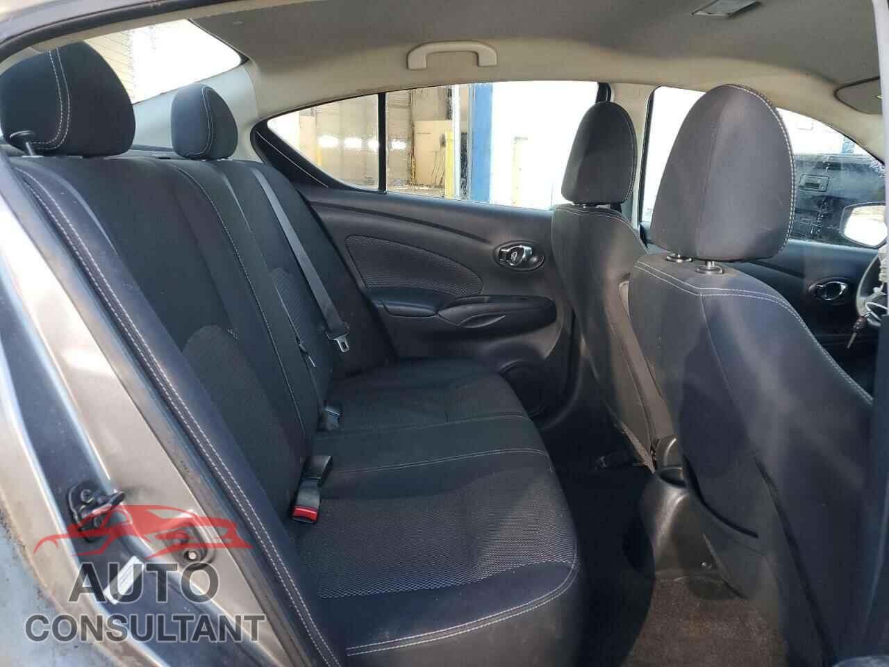 NISSAN VERSA 2017 - 3N1CN7AP3HL815796