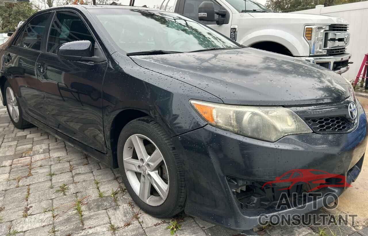 TOYOTA CAMRY 2013 - 4T1BF1FK0DU241296