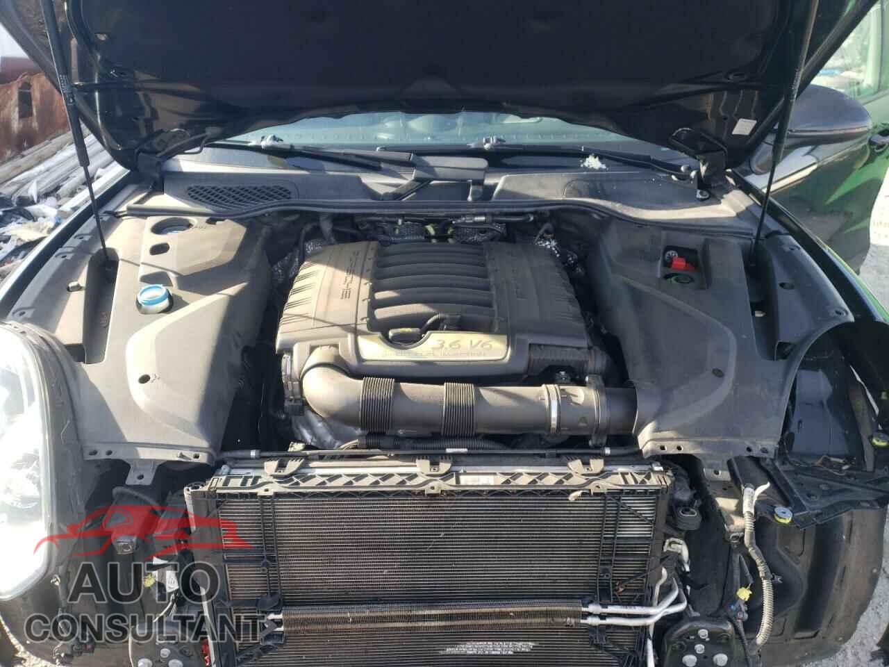 PORSCHE CAYENNE 2016 - WP1AA2A23GKA08779