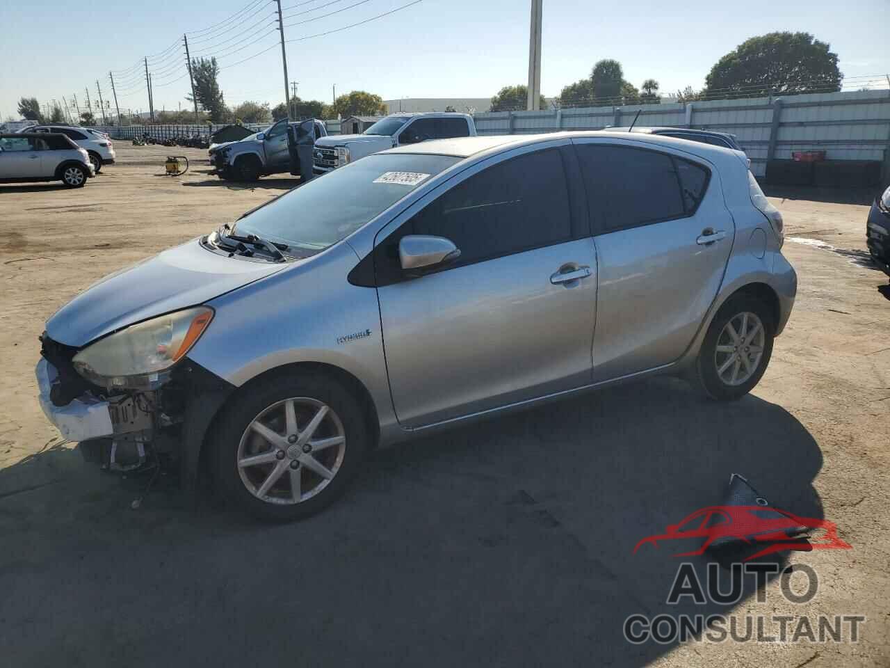 TOYOTA PRIUS 2012 - JTDKDTB32C1015555