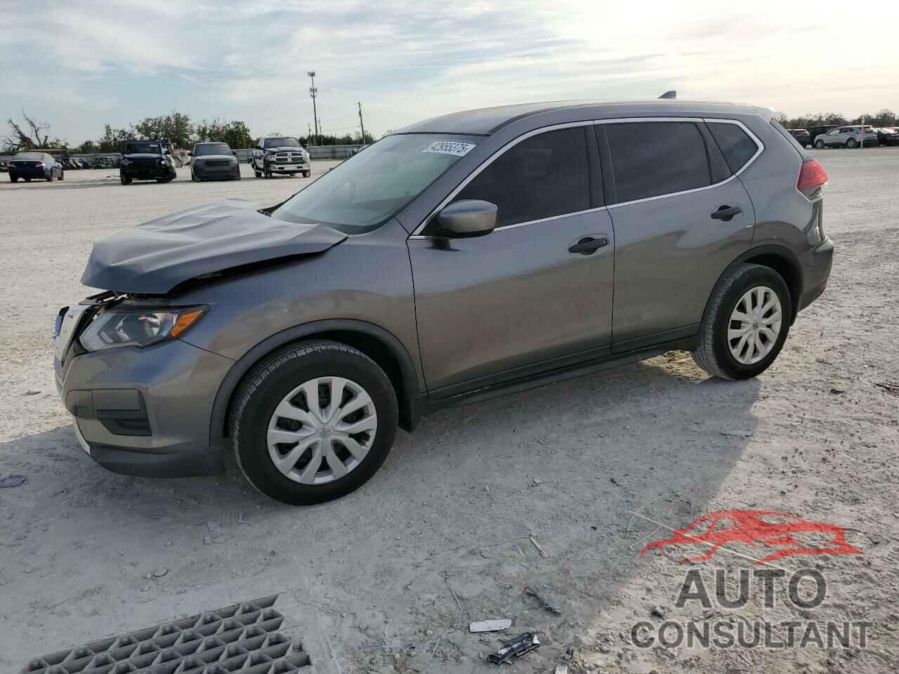 NISSAN ROGUE 2018 - KNMAT2MT5JP567020