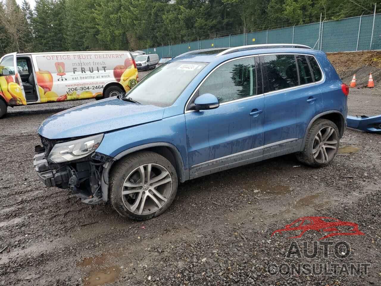 VOLKSWAGEN TIGUAN 2017 - WVGWV7AX2HK015918