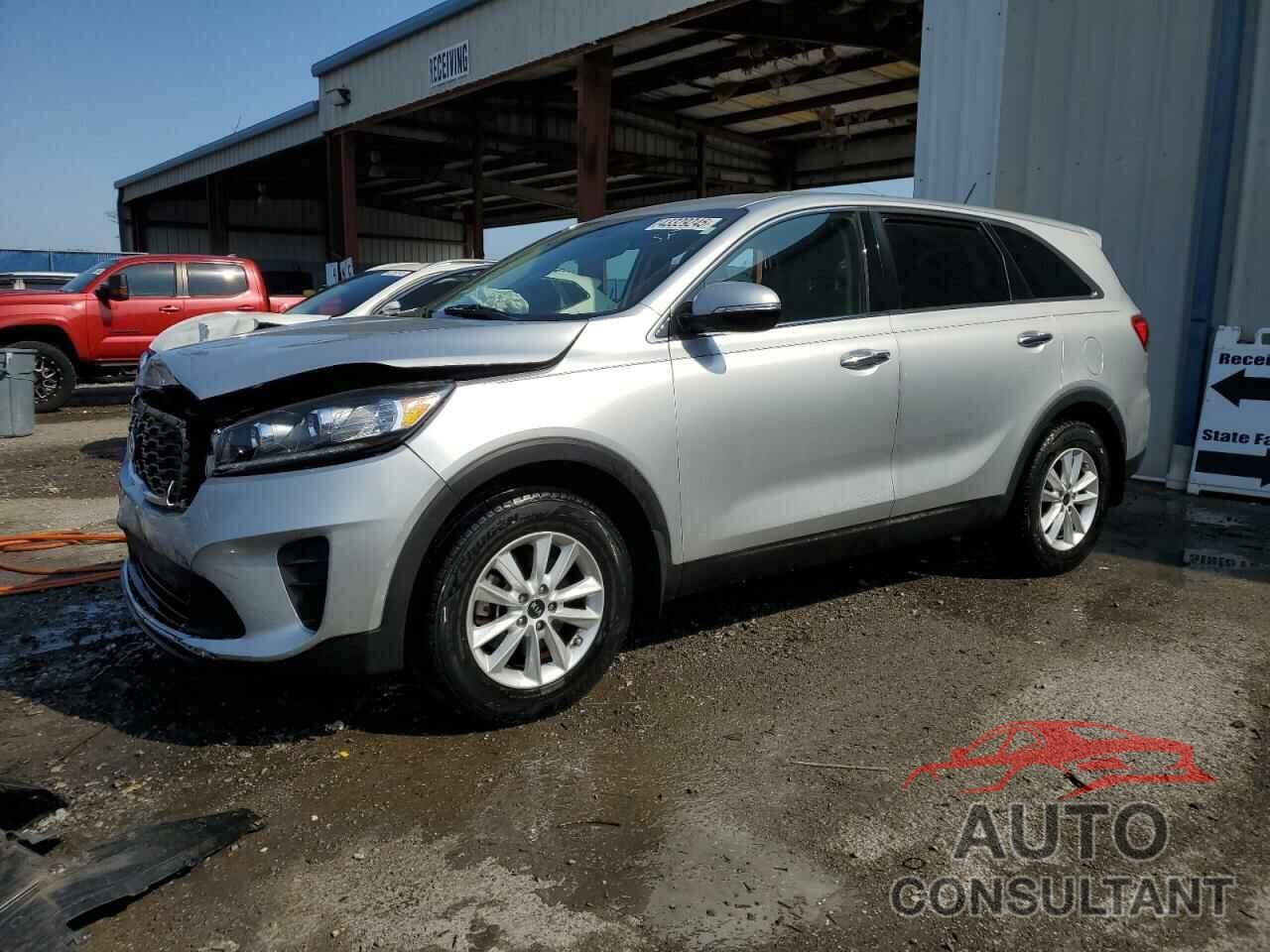KIA SORENTO 2019 - 5XYPG4A33KG593778