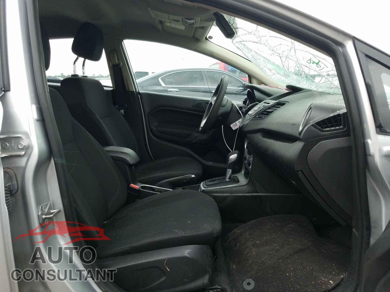 FORD FIESTA 2019 - 3FADP4EJ9KM102473