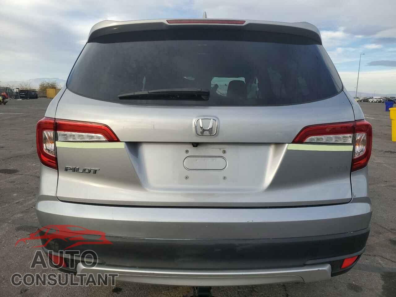 HONDA PILOT 2019 - 5FNYF5H56KB044362