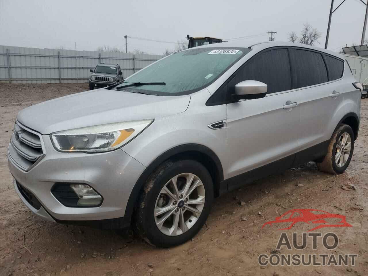 FORD ESCAPE 2017 - 1FMCU0GD1HUC78397