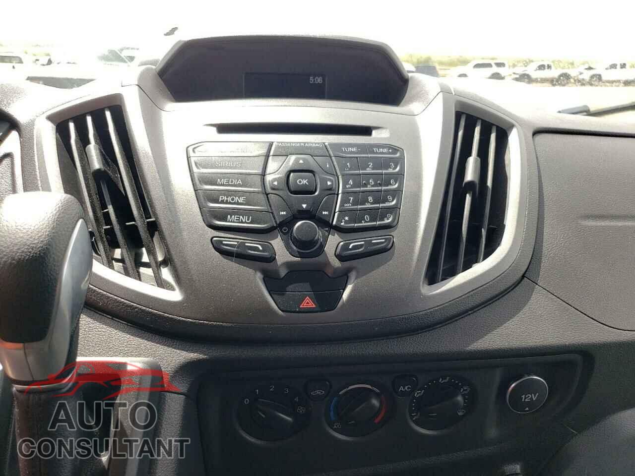 FORD TRANSIT CO 2018 - 1FTBW2CM6JKA48464
