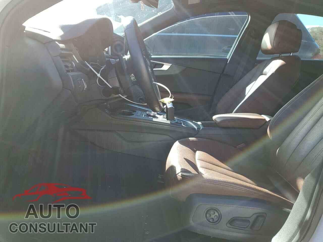 AUDI A4 2017 - WAUKMAF41HN057543