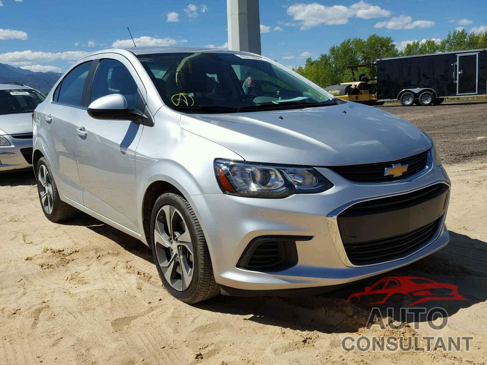 CHEVROLET SONIC 2017 - 1G1JF5SB1H4124158