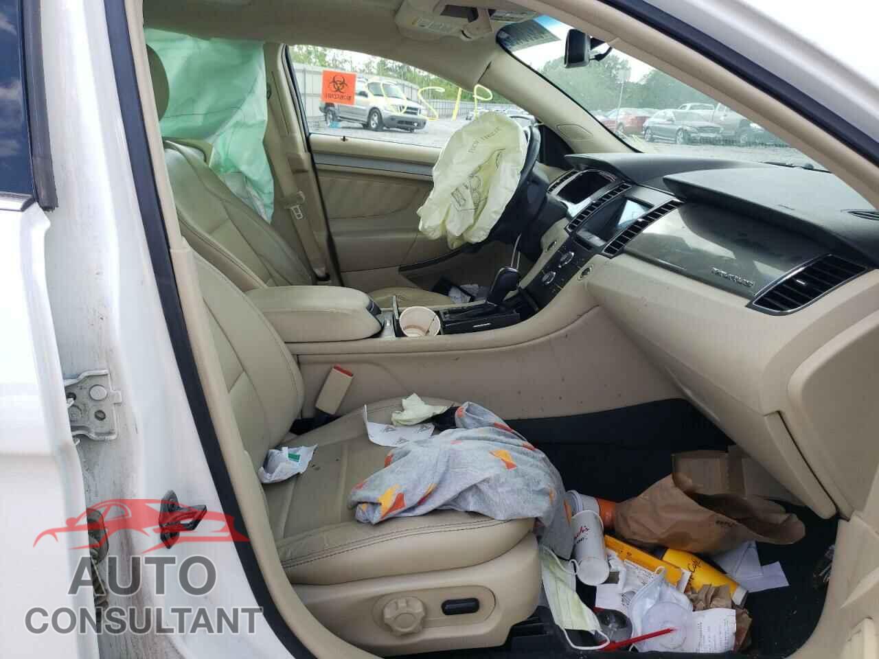 FORD TAURUS 2016 - 1FAHP2E82GG131494