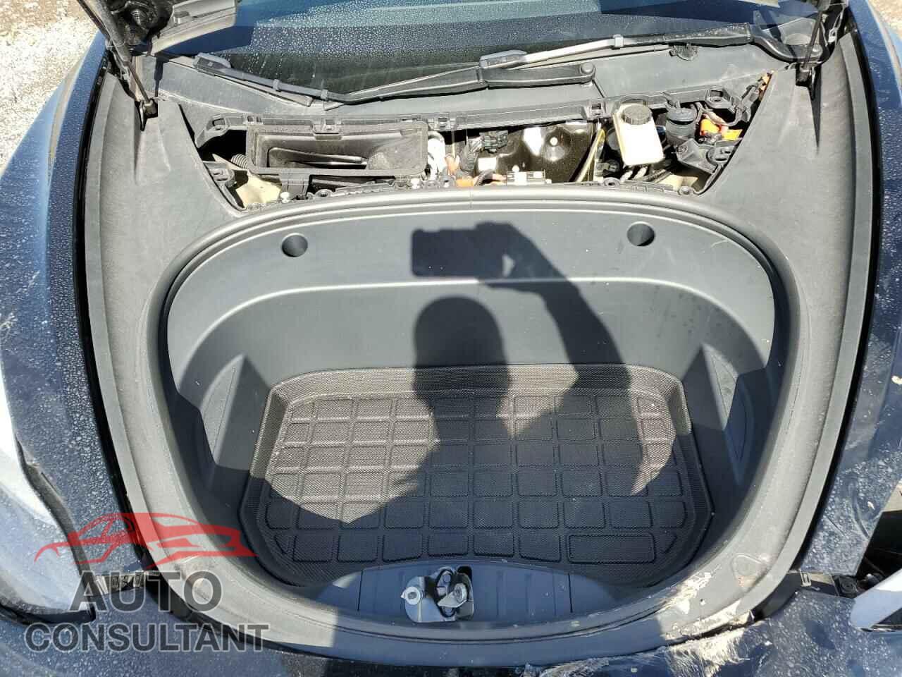 TESLA MODEL 3 2023 - 5YJ3E1EA3PF569331