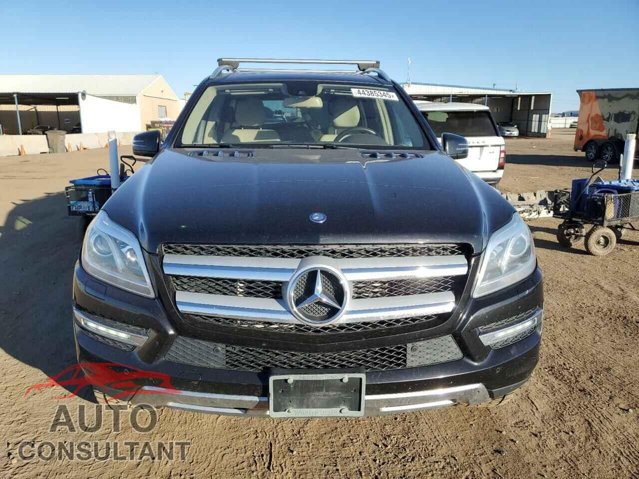 MERCEDES-BENZ GL-CLASS 2015 - 4JGDF2EE1FA490964