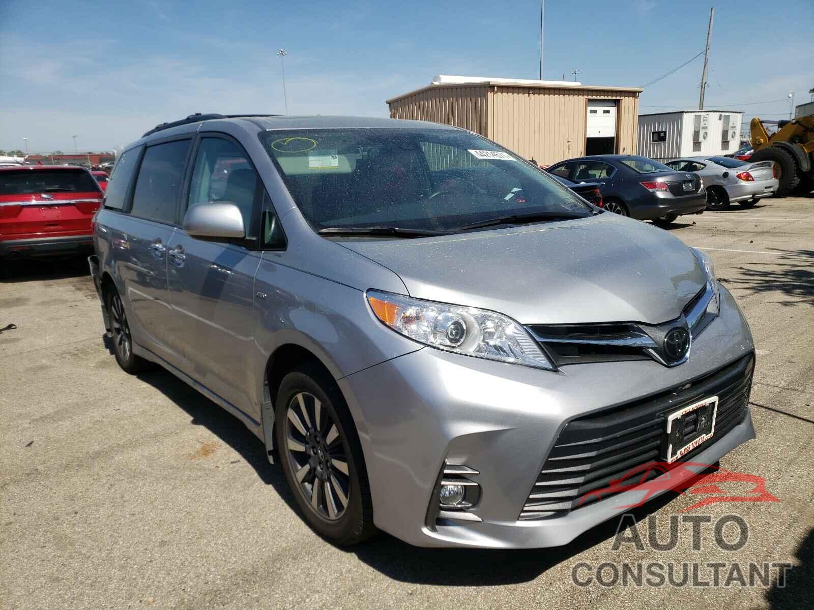 TOYOTA SIENNA 2018 - 5TDDZ3DC2JS206173