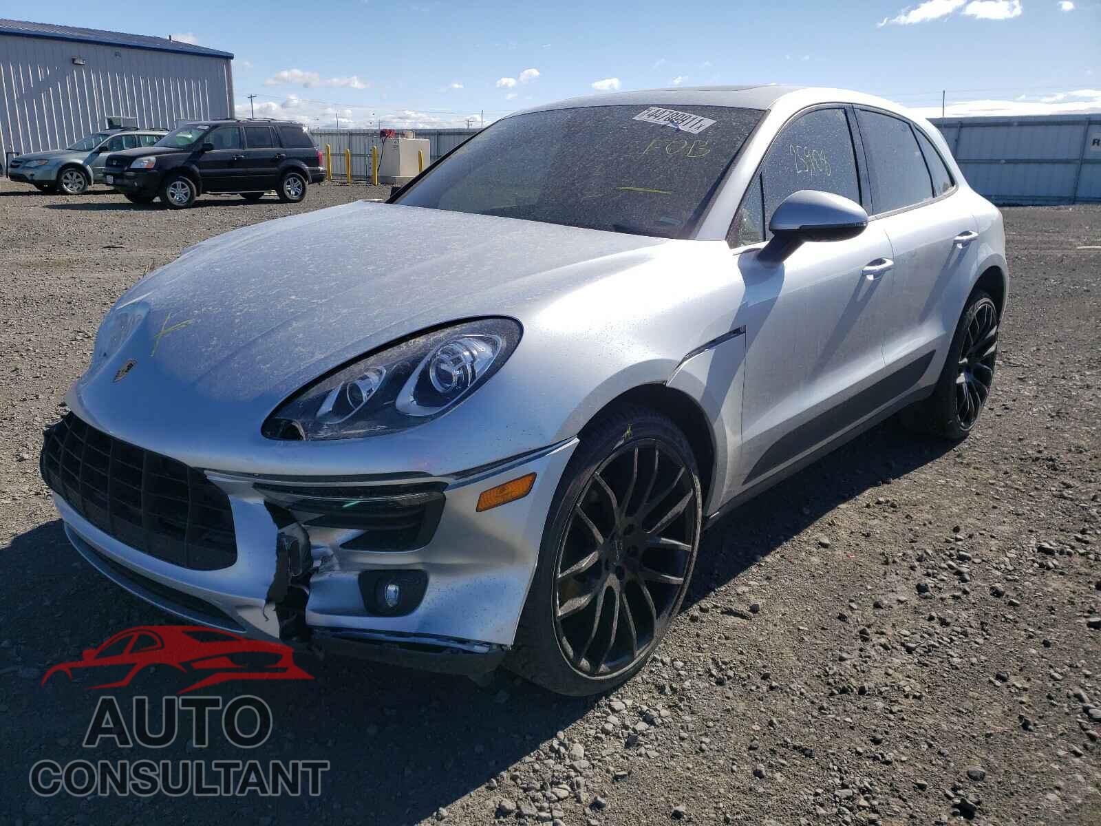 PORSCHE MACAN 2017 - WP1AA2A58HLB01495