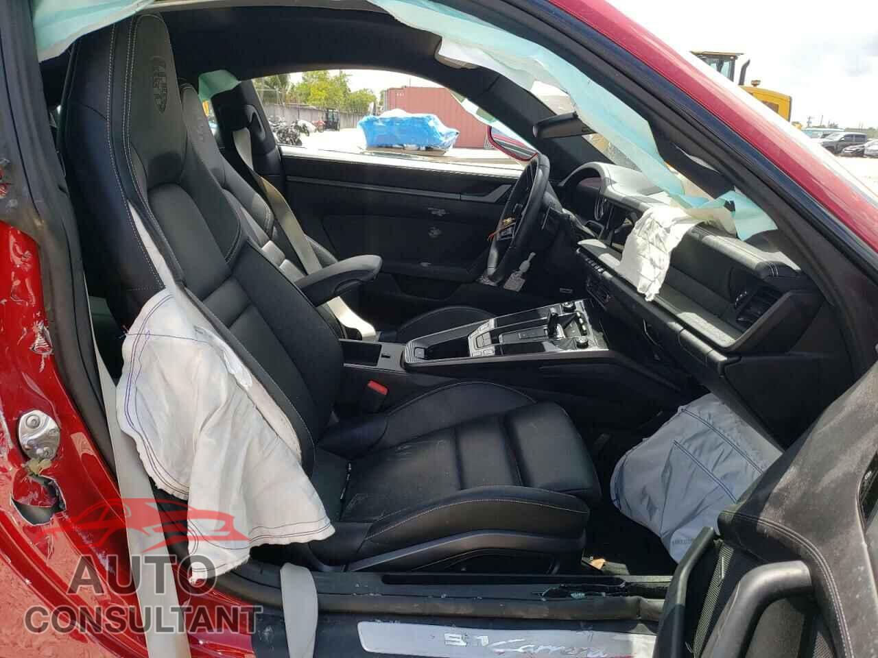 PORSCHE 911 2021 - WP0AA2A95MS205382