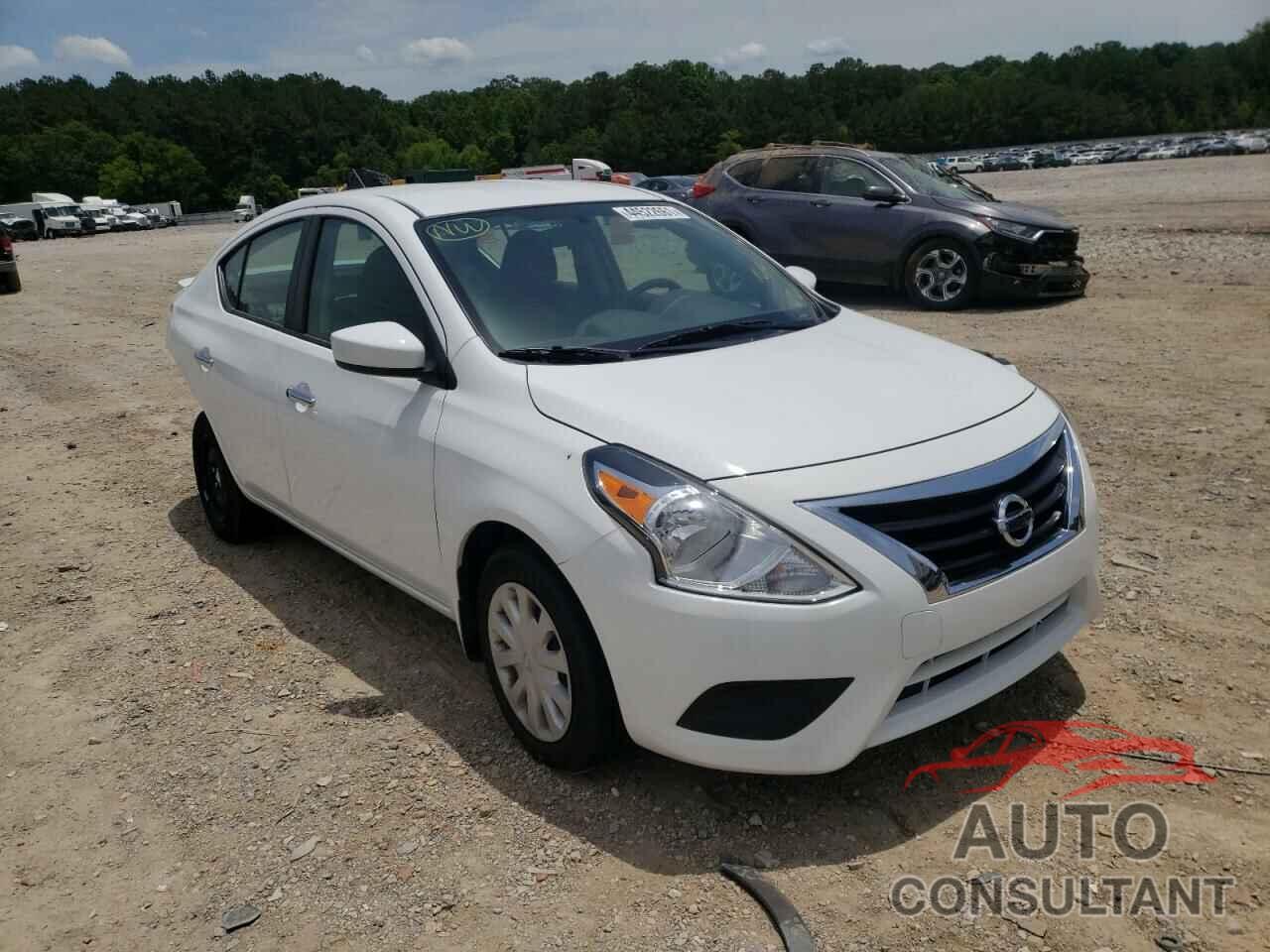 NISSAN VERSA 2019 - 3N1CN7AP7KL819633