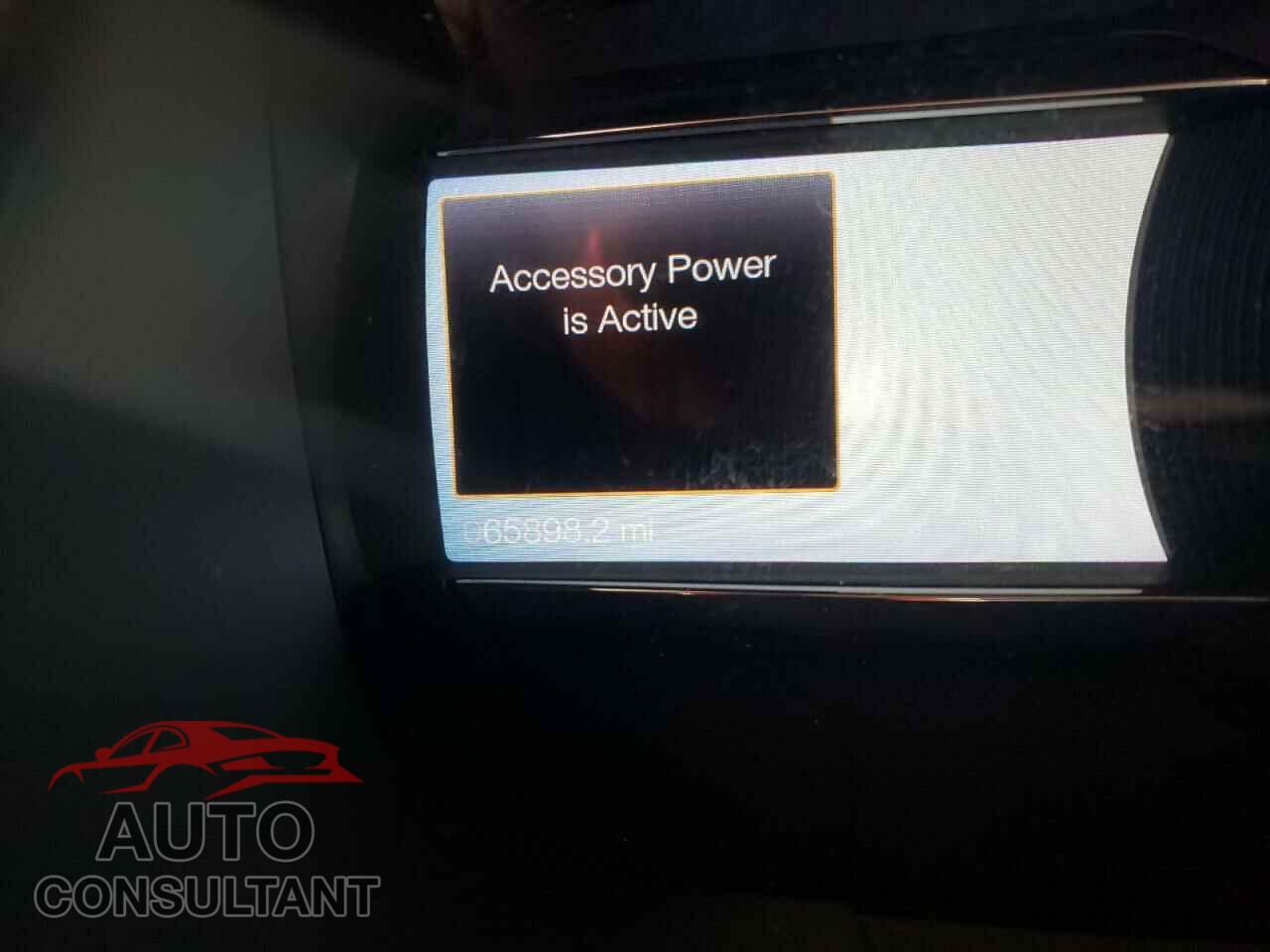 FORD TAURUS 2017 - 1FAHP2E88HG122185