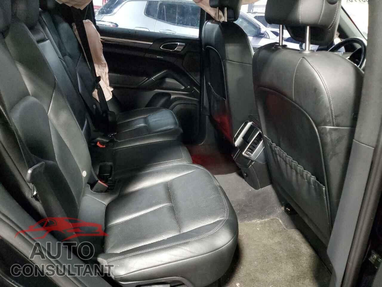 PORSCHE CAYENNE 2013 - WP1AA2A27DLA03915