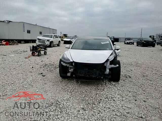 TESLA MODEL 3 2021 - 5YJ3E1EA5MF100740