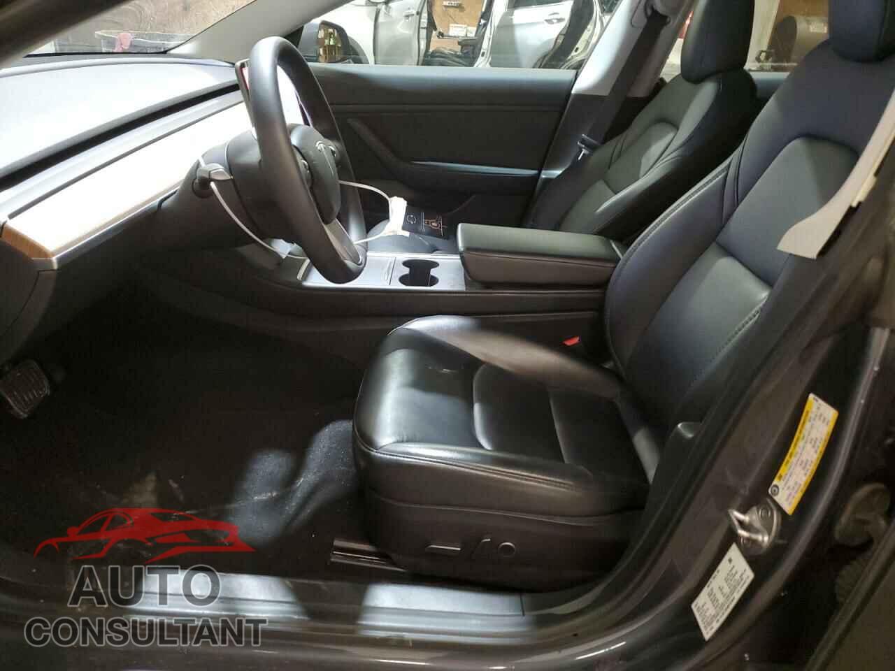 TESLA MODEL 3 2021 - 5YJ3E1EB4MF923846
