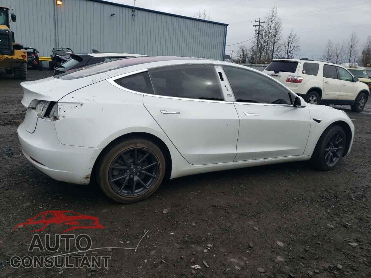 TESLA MODEL 3 2018 - 5YJ3E1EA1JF005720