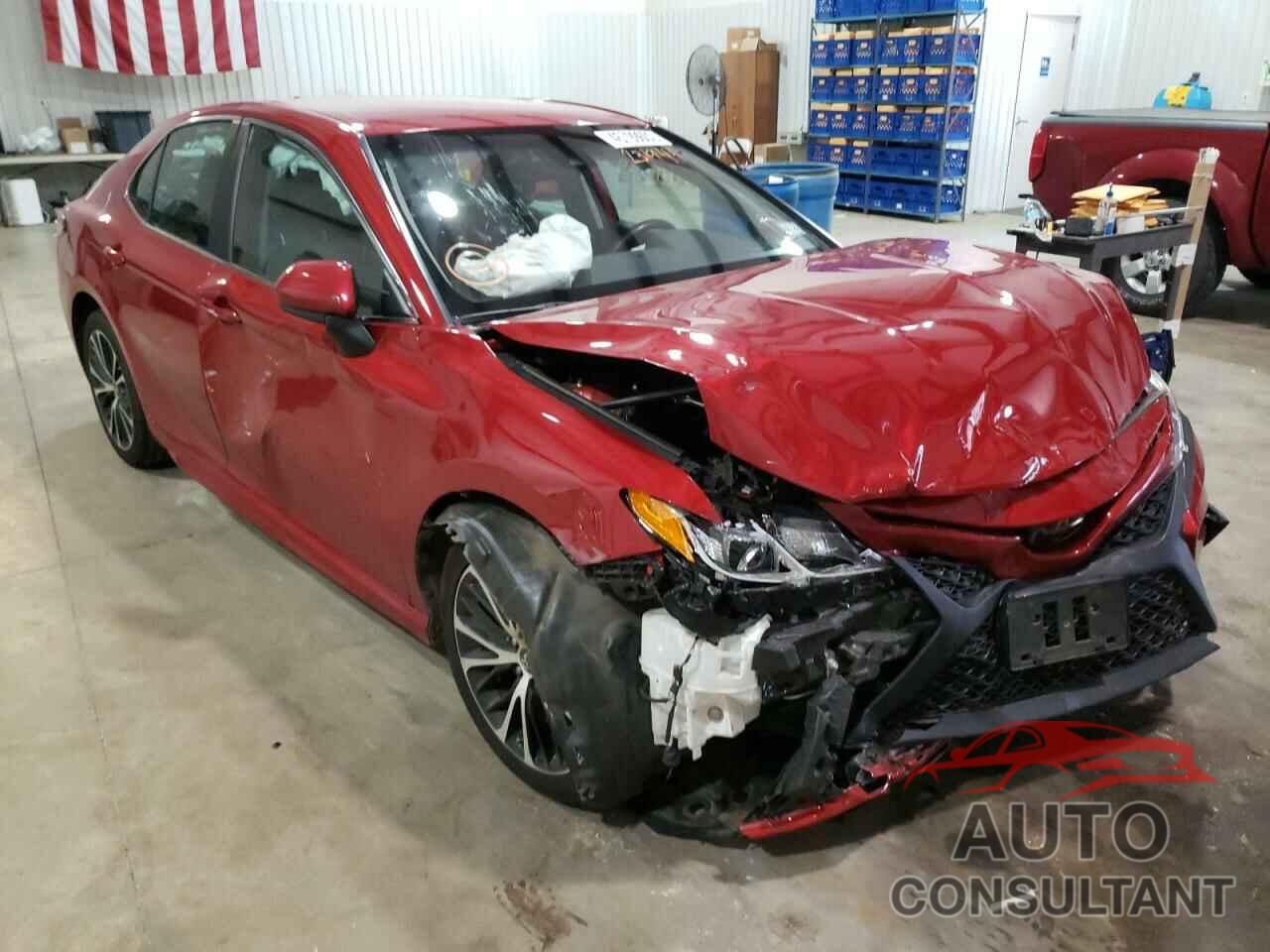 TOYOTA CAMRY 2019 - 4T1B11HK2KU231944
