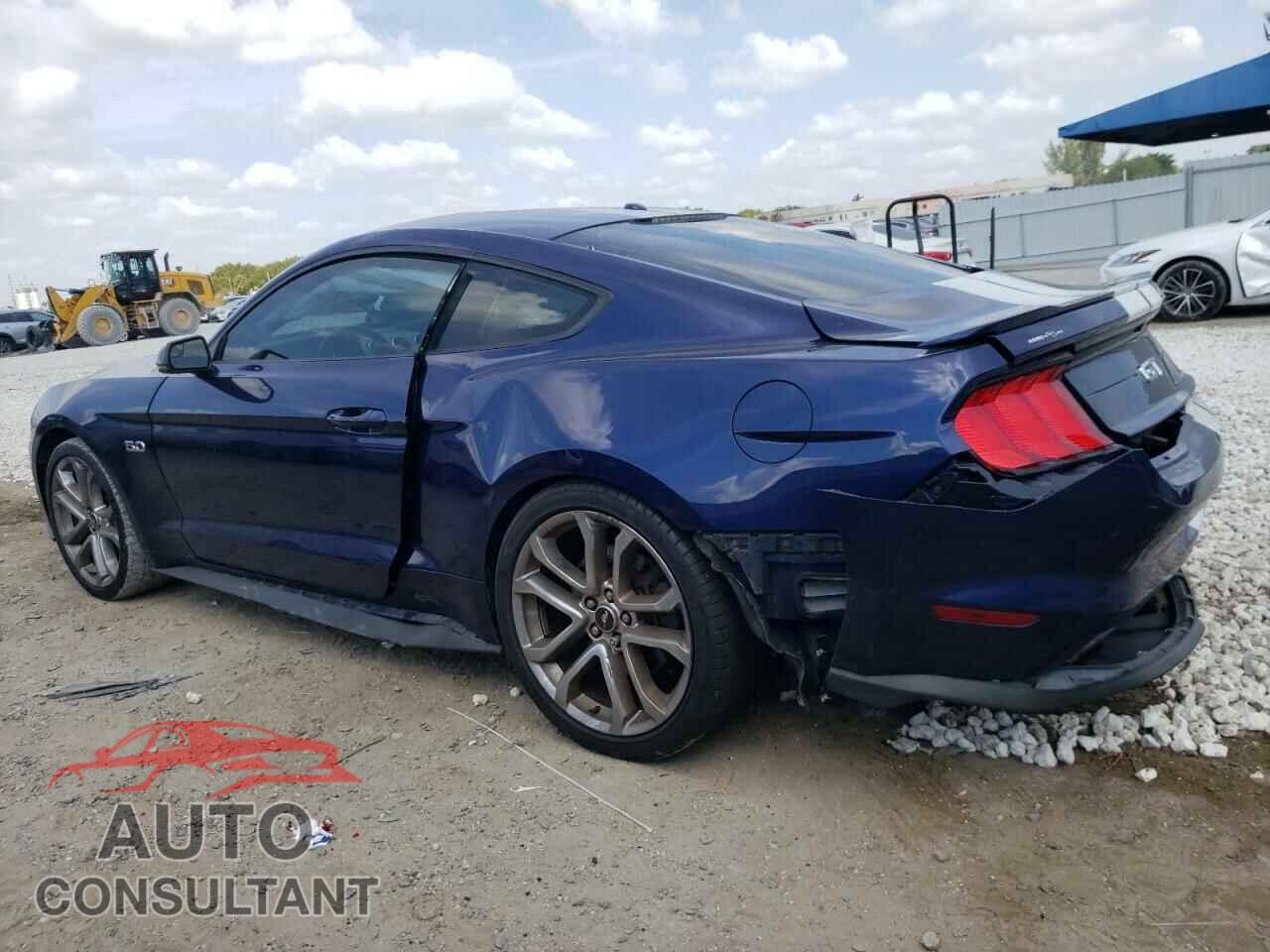 FORD MUSTANG 2019 - 1FA6P8CF7K5122323