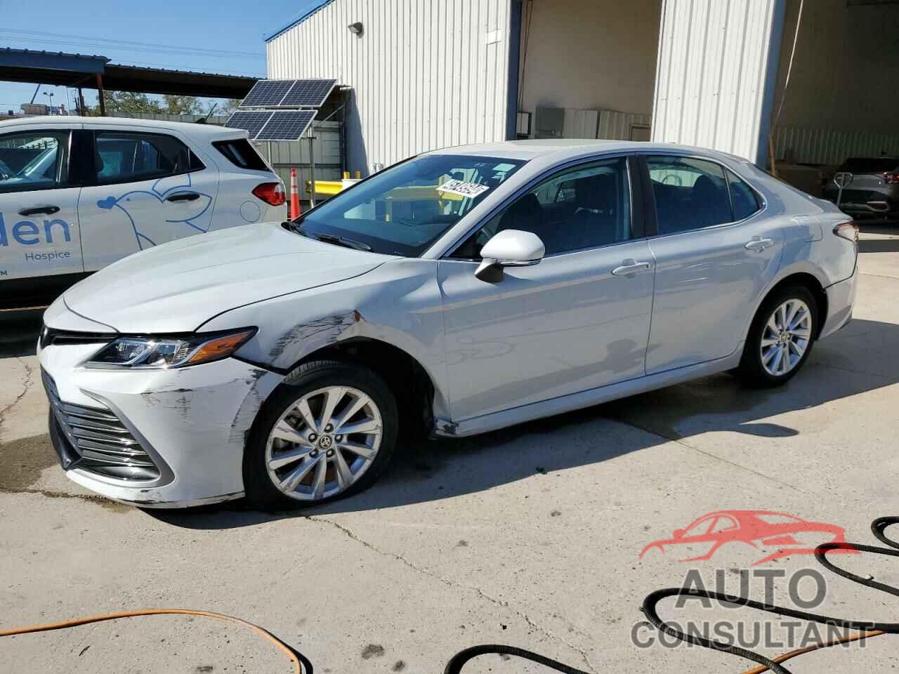 TOYOTA CAMRY 2023 - 4T1C11AK0PU110724