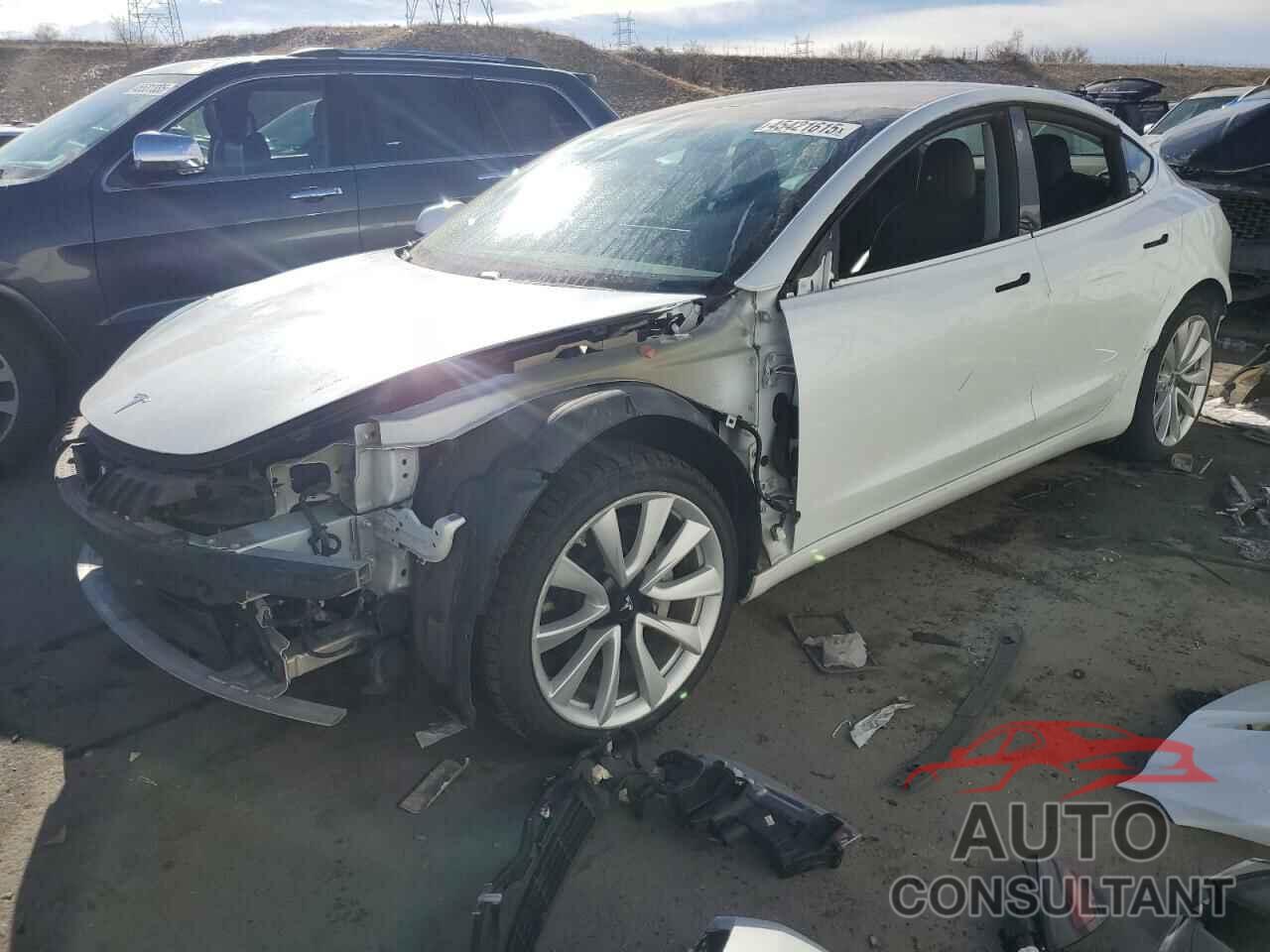 TESLA MODEL 3 2019 - 5YJ3E1EB0KF390214